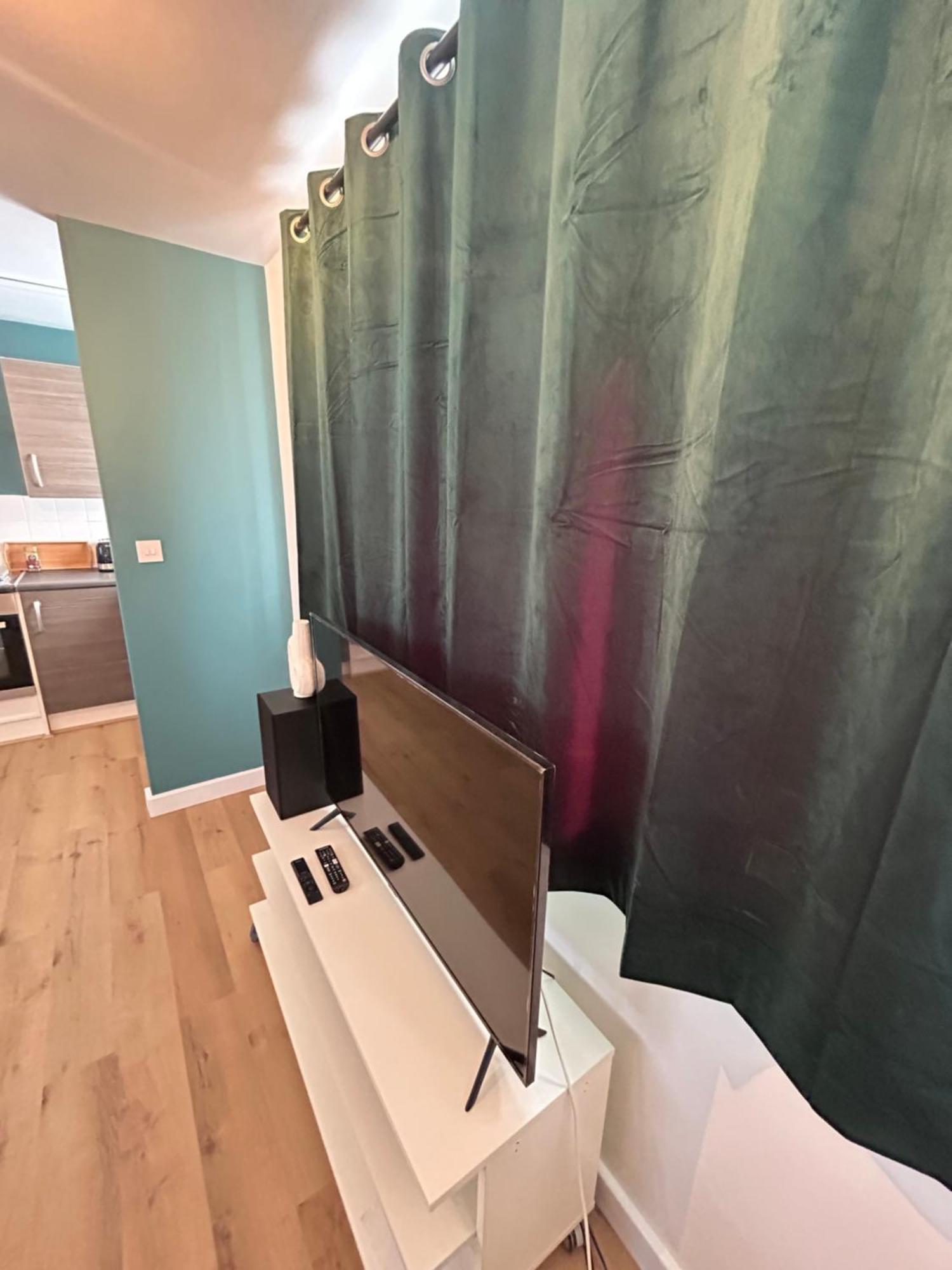 לידס Woodhouse Apartment מראה חיצוני תמונה